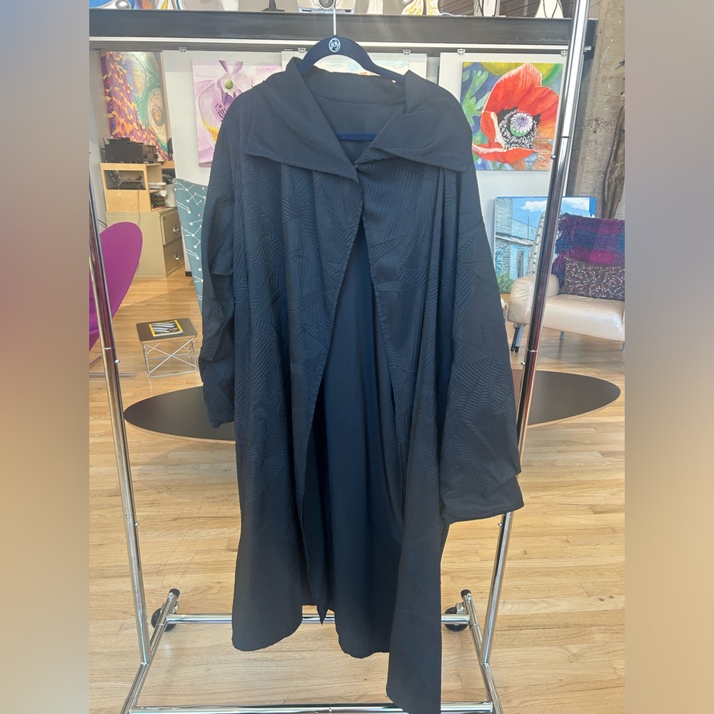 Coat - Picture 3 of 4